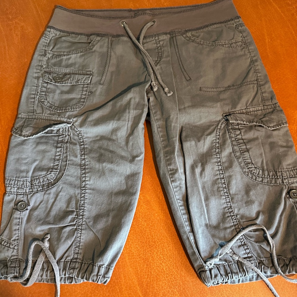 Union Bay women’s gray cotton shorts, 9, EUC